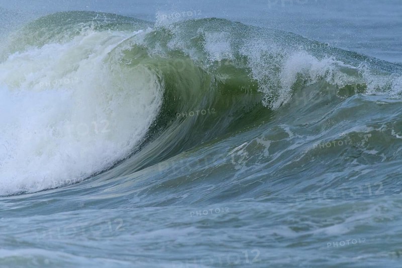 Breaking Wave