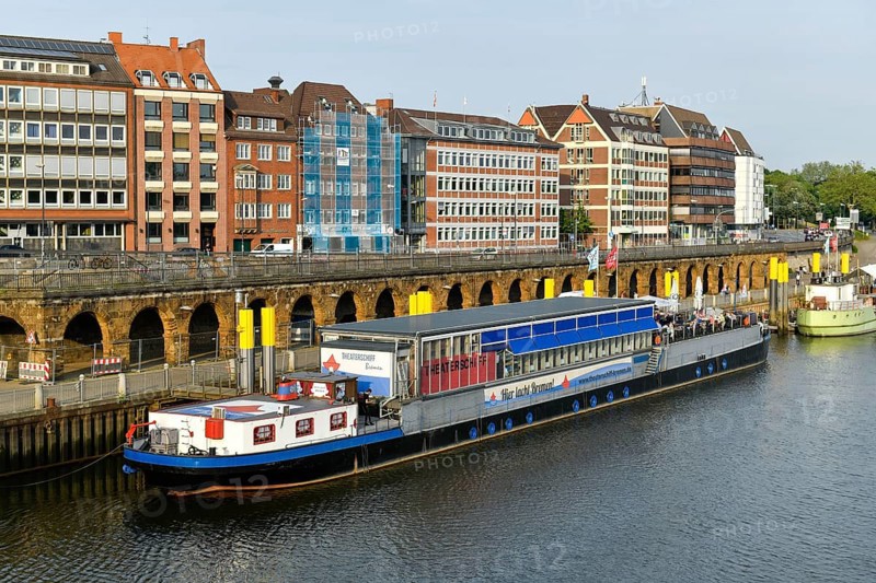 Theaterschiff