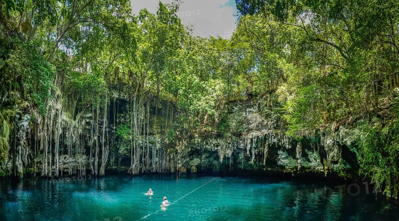 Cenote Yokdzonot