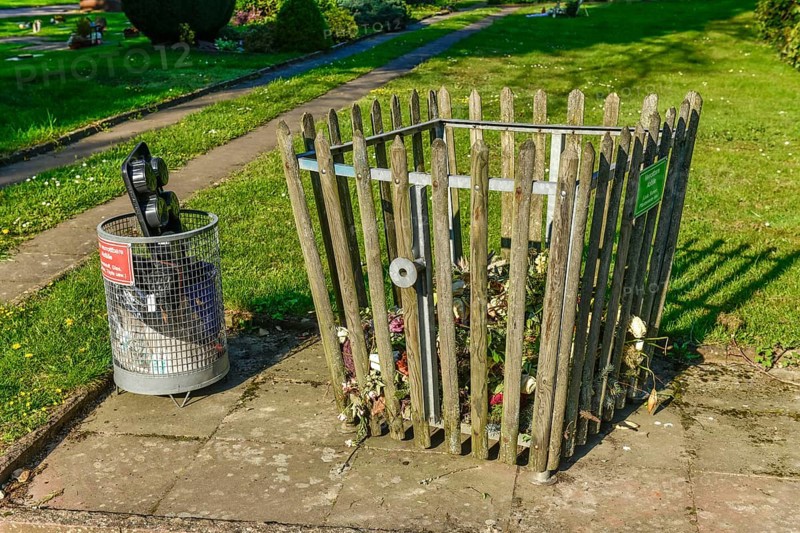 Litter bin