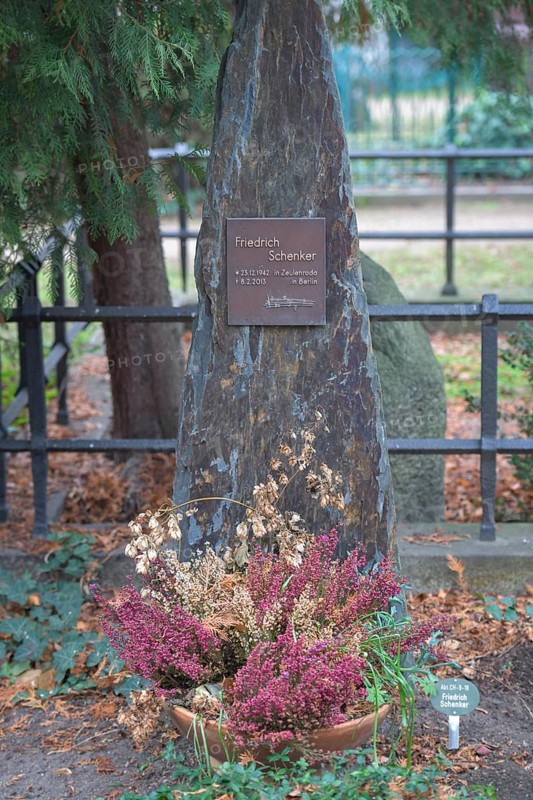 Grave