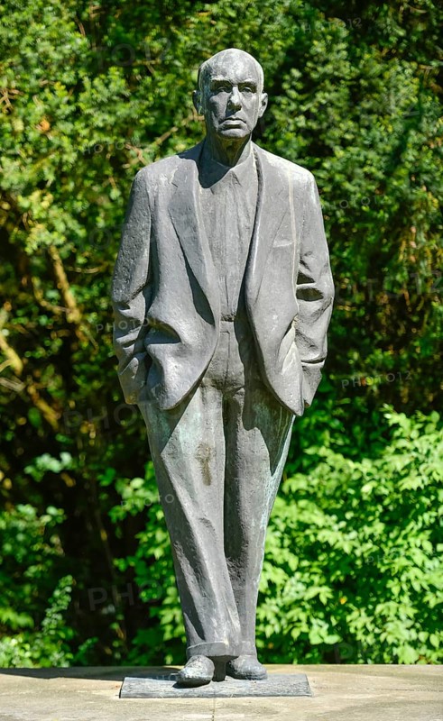 Monument to Johannes R. Becher