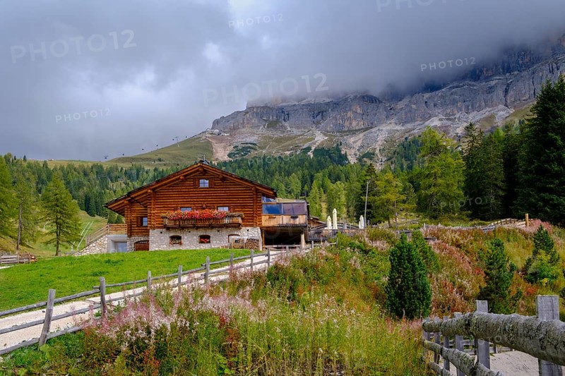 Ochsenhütte below the Catinaccio