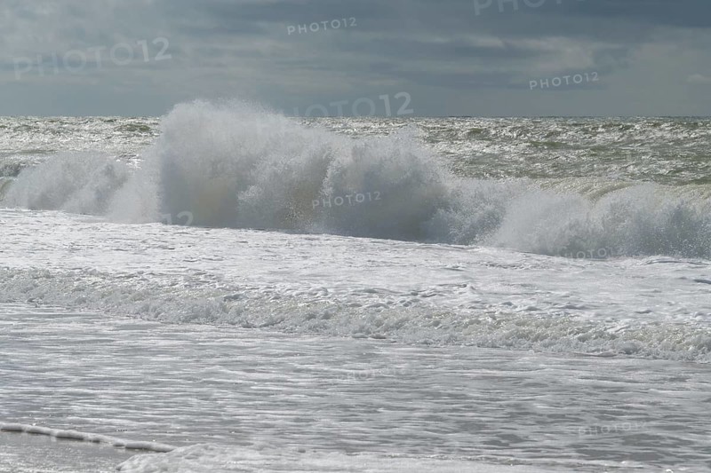 Breaking Wave