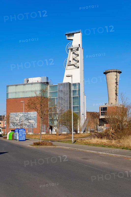 Shaft IV winding tower with machine hall and Consol Theatre in Consol Park