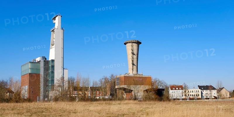 Shaft IV winding tower with machine hall and Consol Theatre in Consol Park