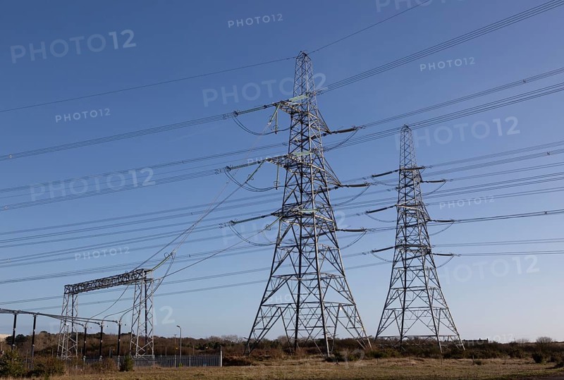 Inner Gabbard Offshore wind farm electricity substation connection to National Grid power lines