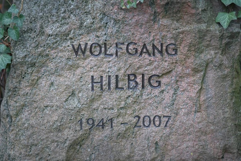 Grab Wolfgang Hilbig