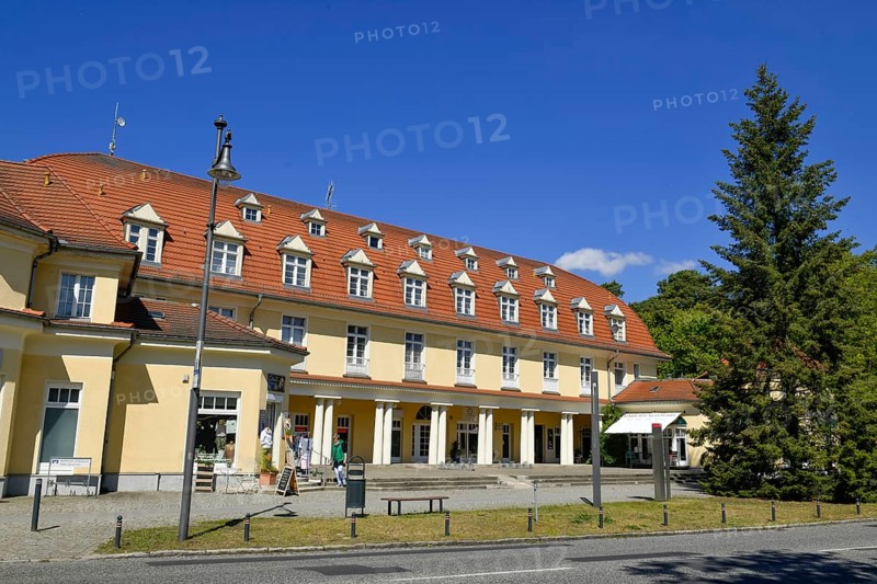 Commercial building