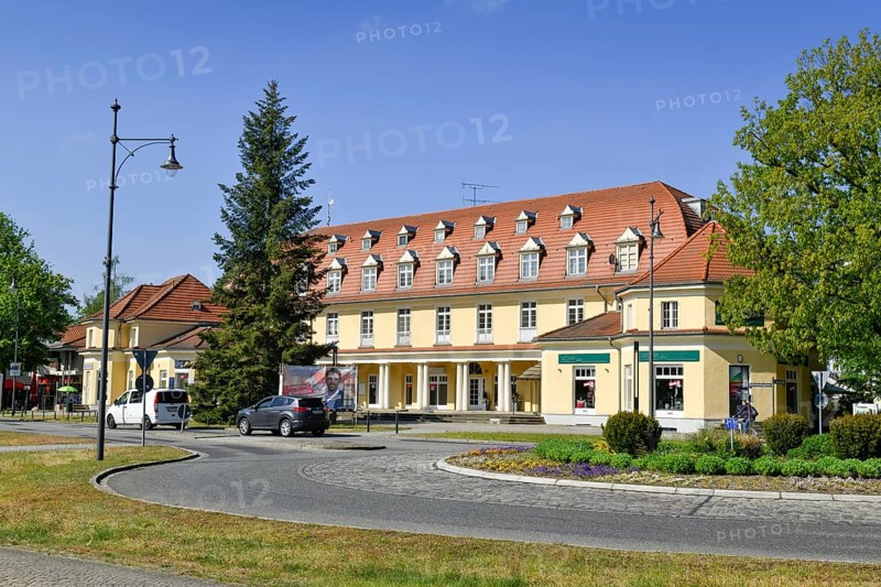 Commercial building