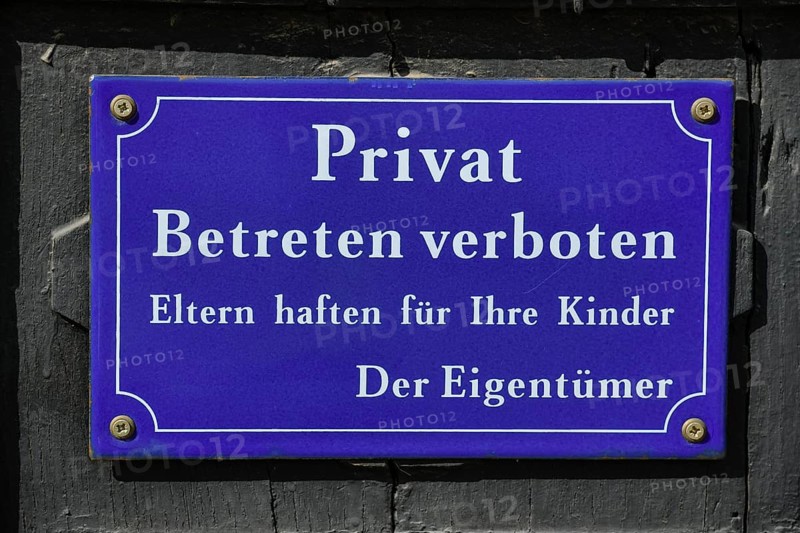 Private sign
