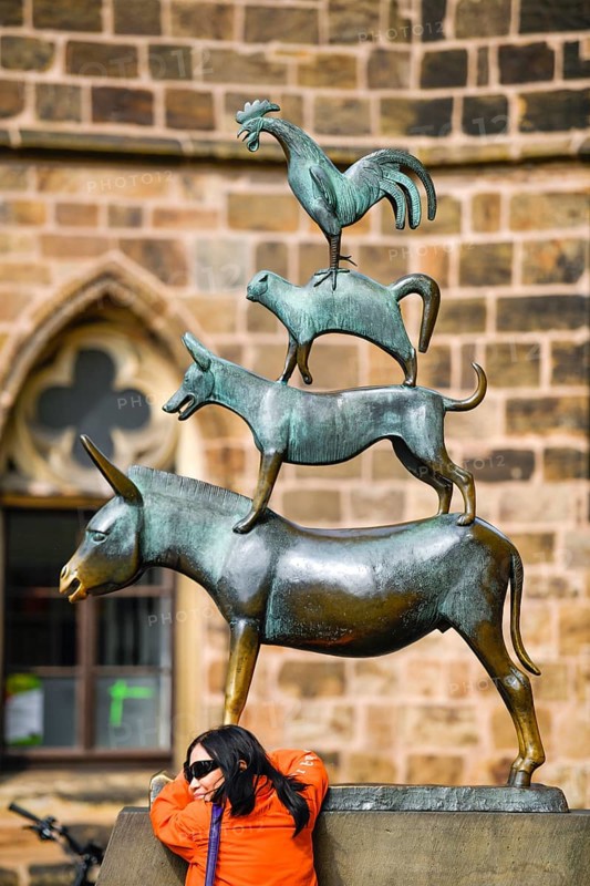 Bronze sculpture