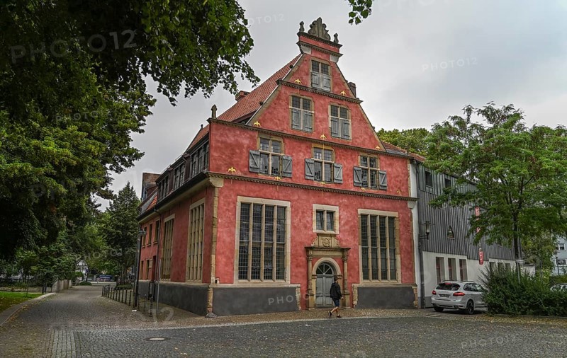 Frühherrenhaus