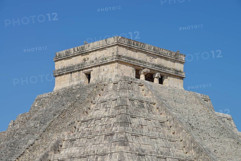 Pyramid of the Kukulcan El Castillo