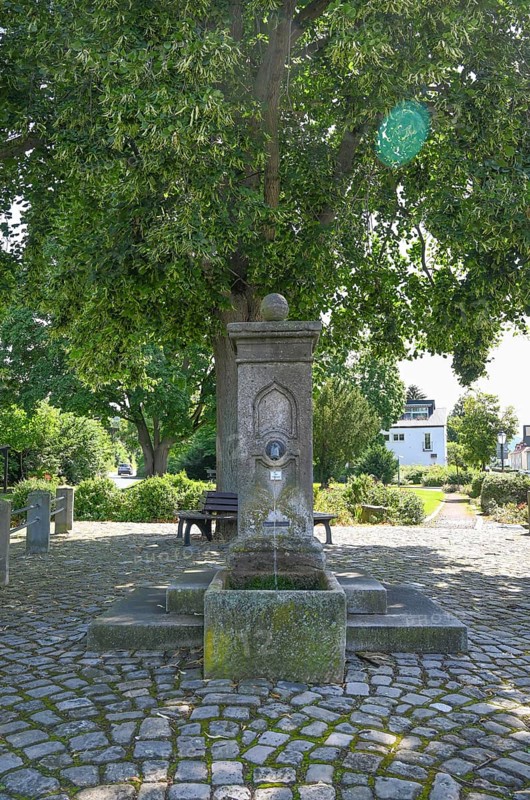 Fountain in front of the gate