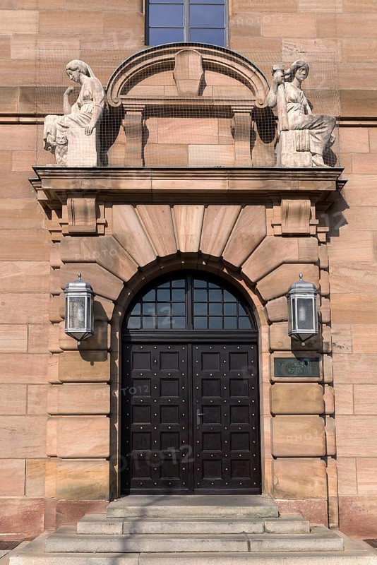 Entrance portal of the courthouse