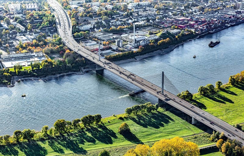 Friedrich Ebert Bridge or North Bridge
