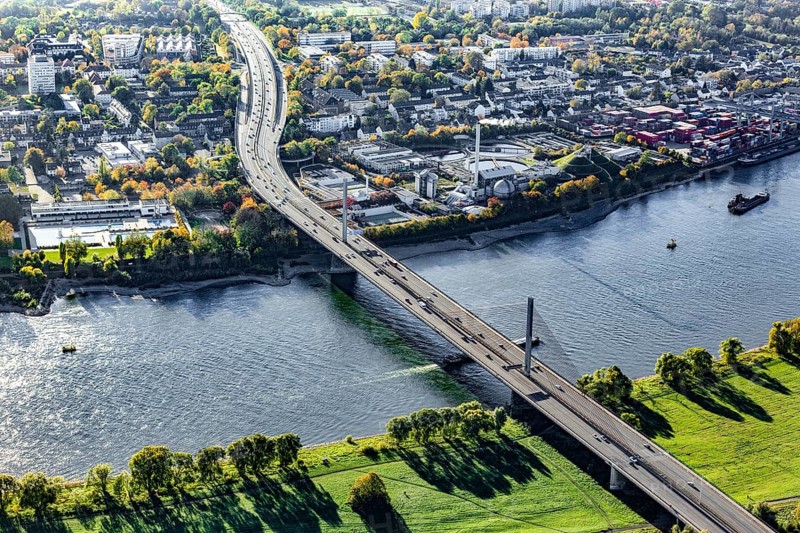 Friedrich Ebert Bridge or North Bridge