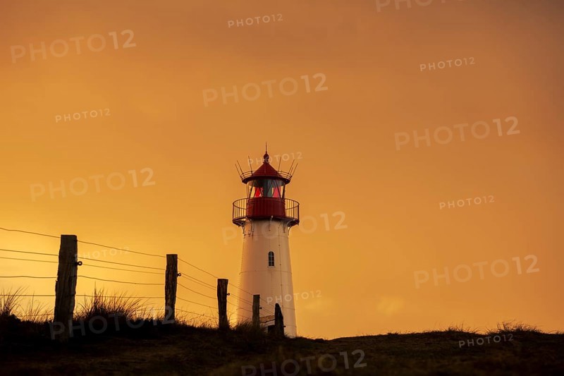 List-ost lighthouse
