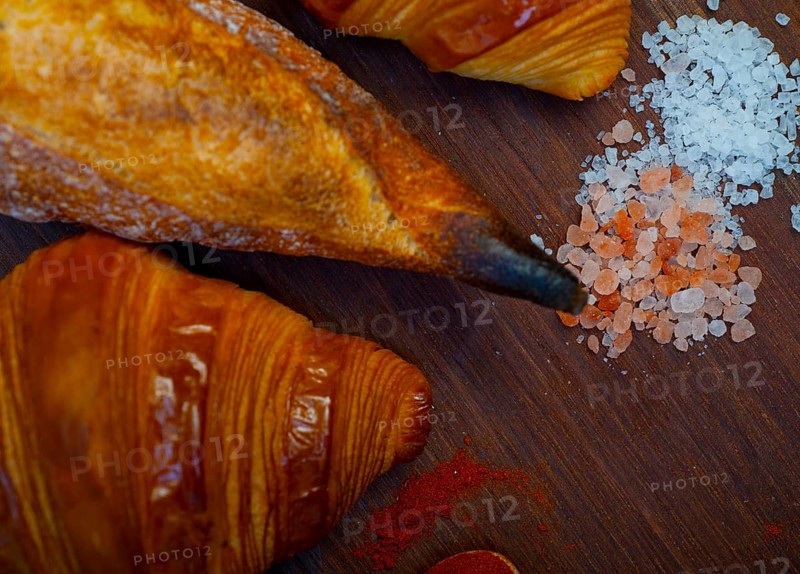 French fresh croissants and artisan baguette tradition