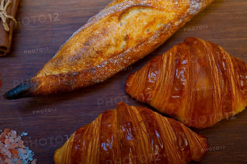French fresh croissants and artisan baguette tradition