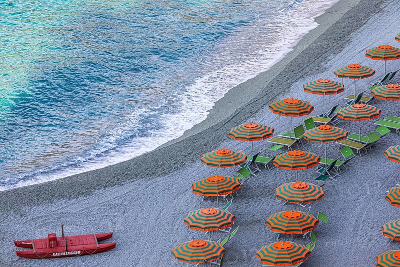 Sun loungers