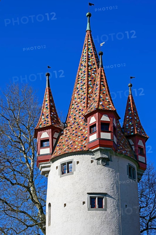 Diebsturm from 1380 with colourful roof tiles