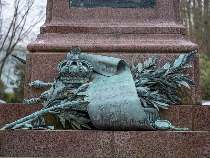 Landgrave monument