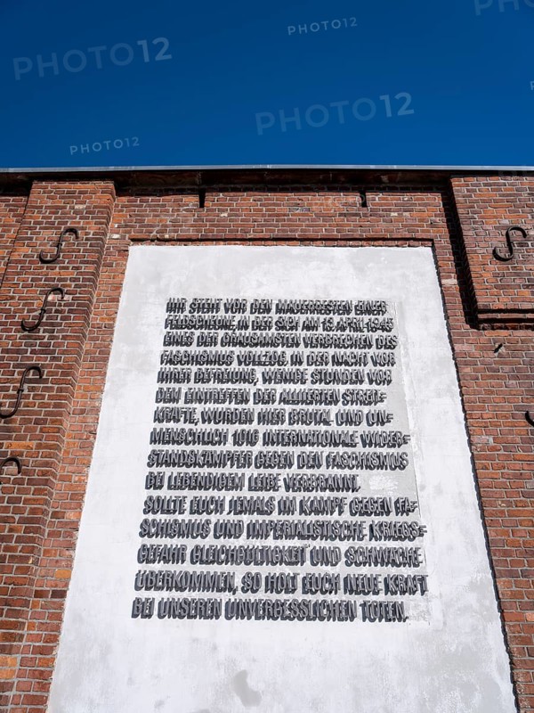 Isenschnibbe Gardelegen field barn memorial