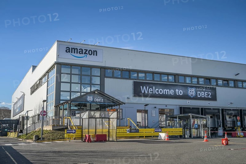 Amazon Parcel Centre DBE2