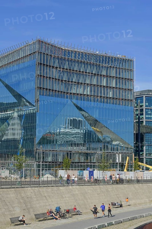 Cube office building