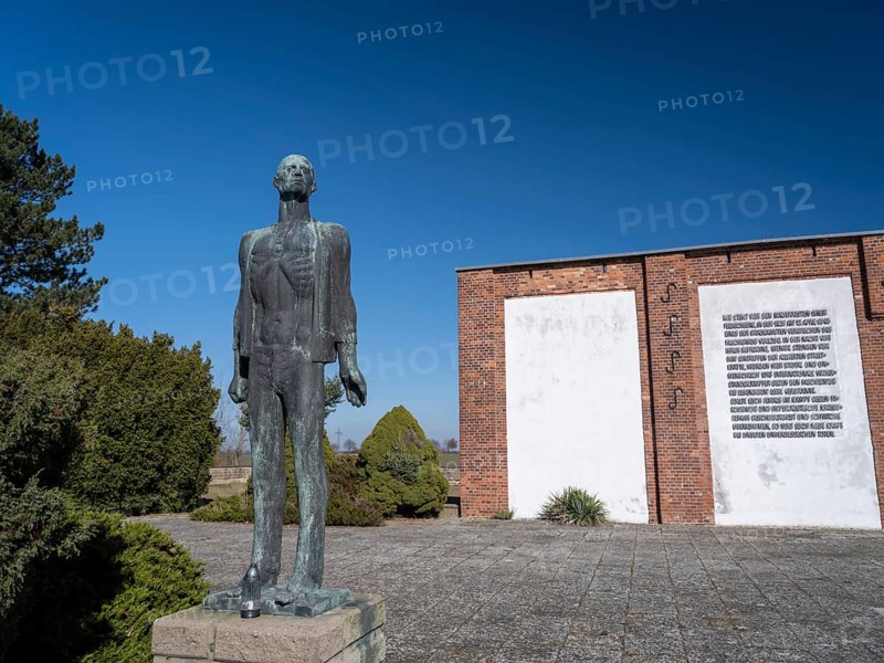 Feldscheune Isenschnibbe Gardelegen Memorial