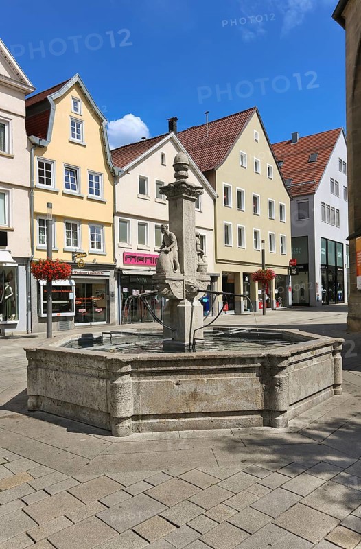 Tanners' and dyers' fountain in Wilhelmstrasse by Professor Josef Zeitler