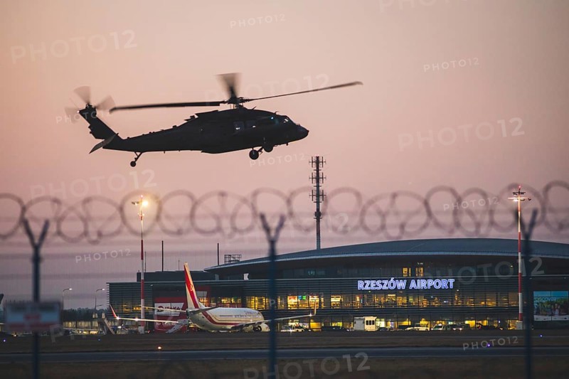 Black Hawk helicopter