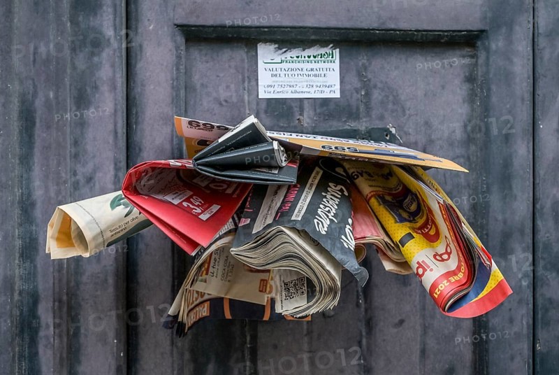 Overflowing mail slot