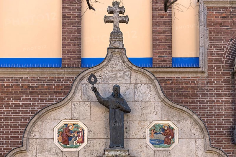 Sculpture of St. Anthony above the entrance portal of St. Anthony's Church