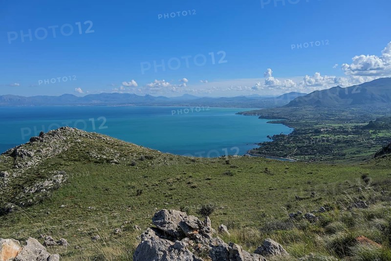 Coast at Pizzo des Corvo in the Zingaro Nature Reserve