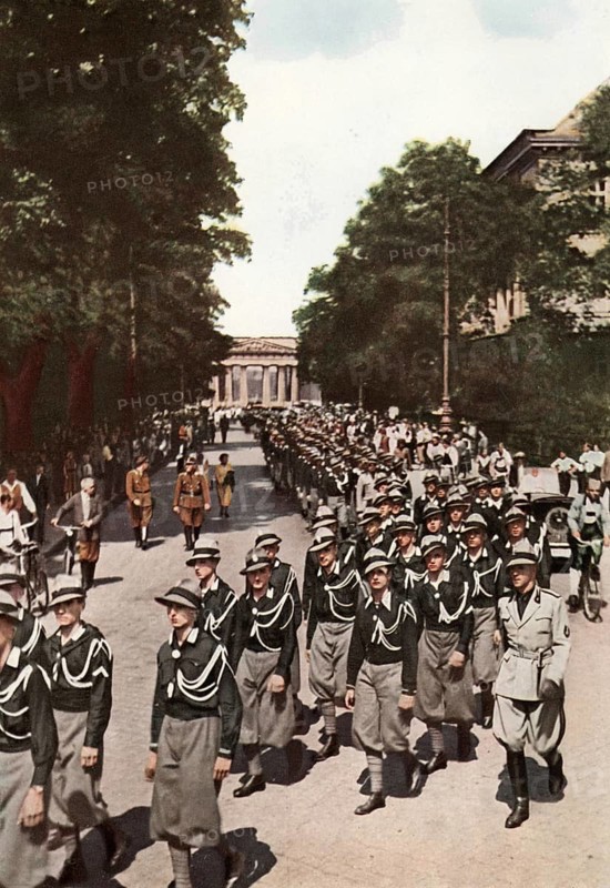 Italian fascist youth group members