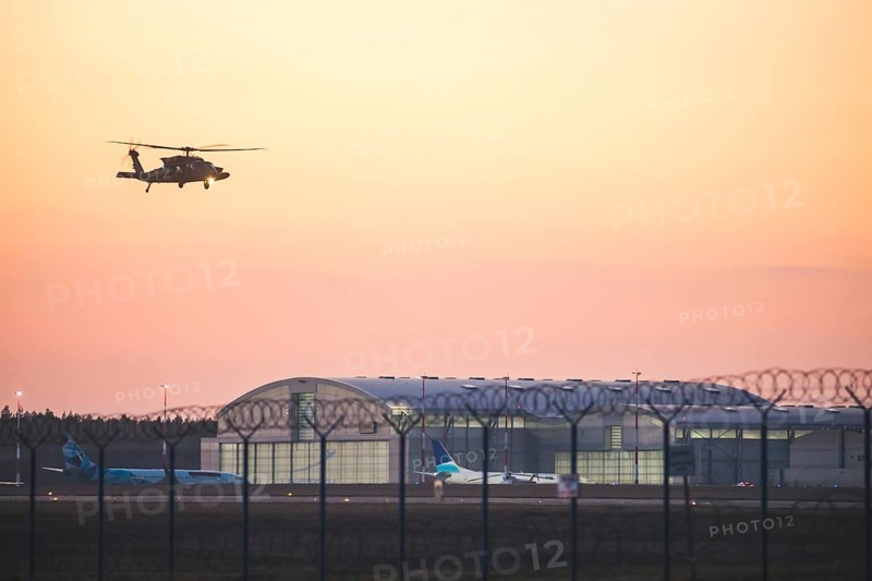 Black Hawk helicopter