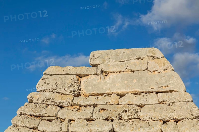 Naveta des Tudons