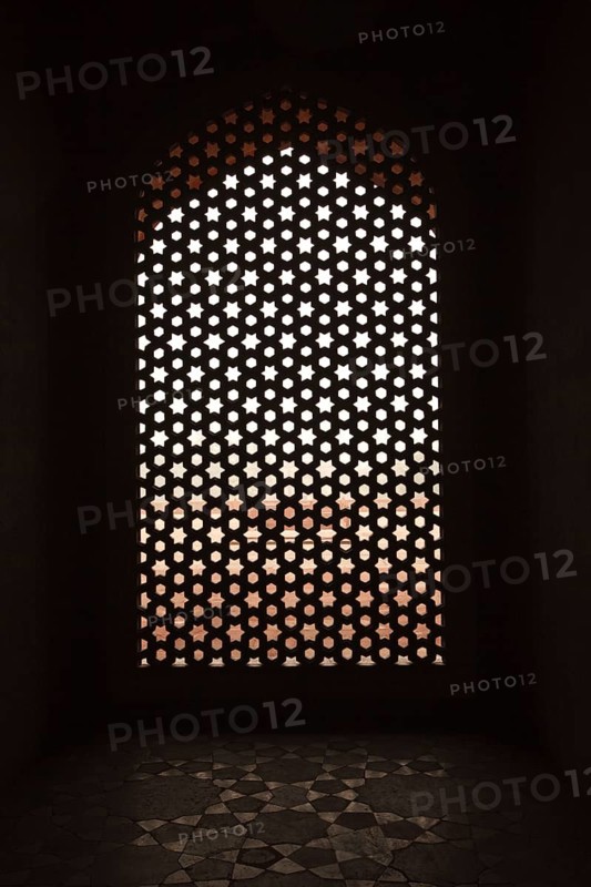 Marble screen window at Humayu