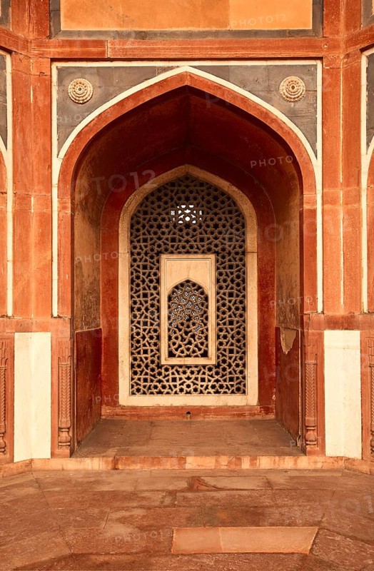 Arch with carved marble window Mughal style Humayun's tomb