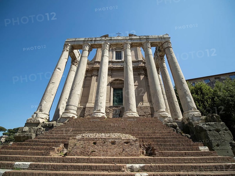 Temple of Antoninus Pius and Faustina