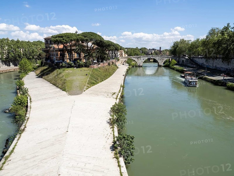 Tiber Island
