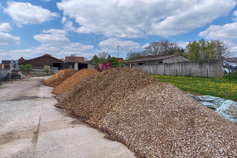 Storage of bark mulch on a farm