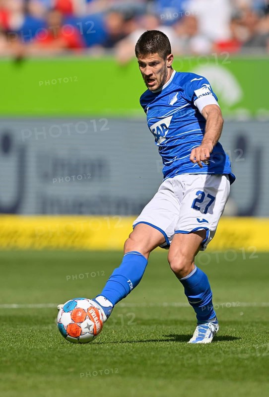Action Andrej Kramaric TSG 1899 Hoffenheim on the ball