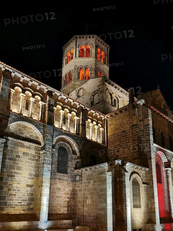 Roman church of Saint-Austremoine dIssoire