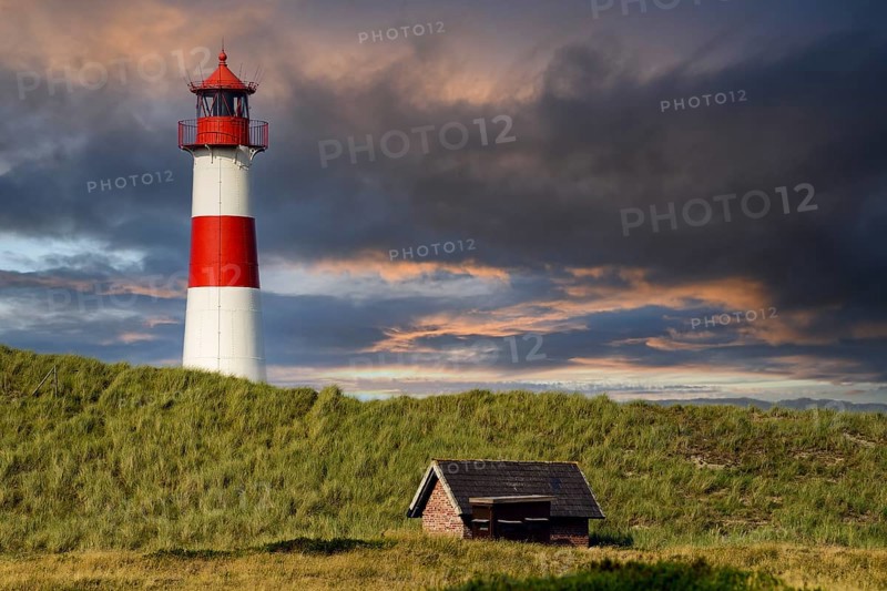 List lighthouse