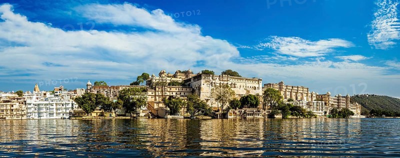India luxury tourism concept background