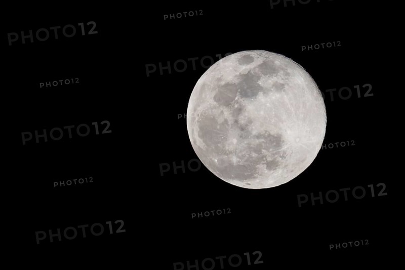 The full super snow moon